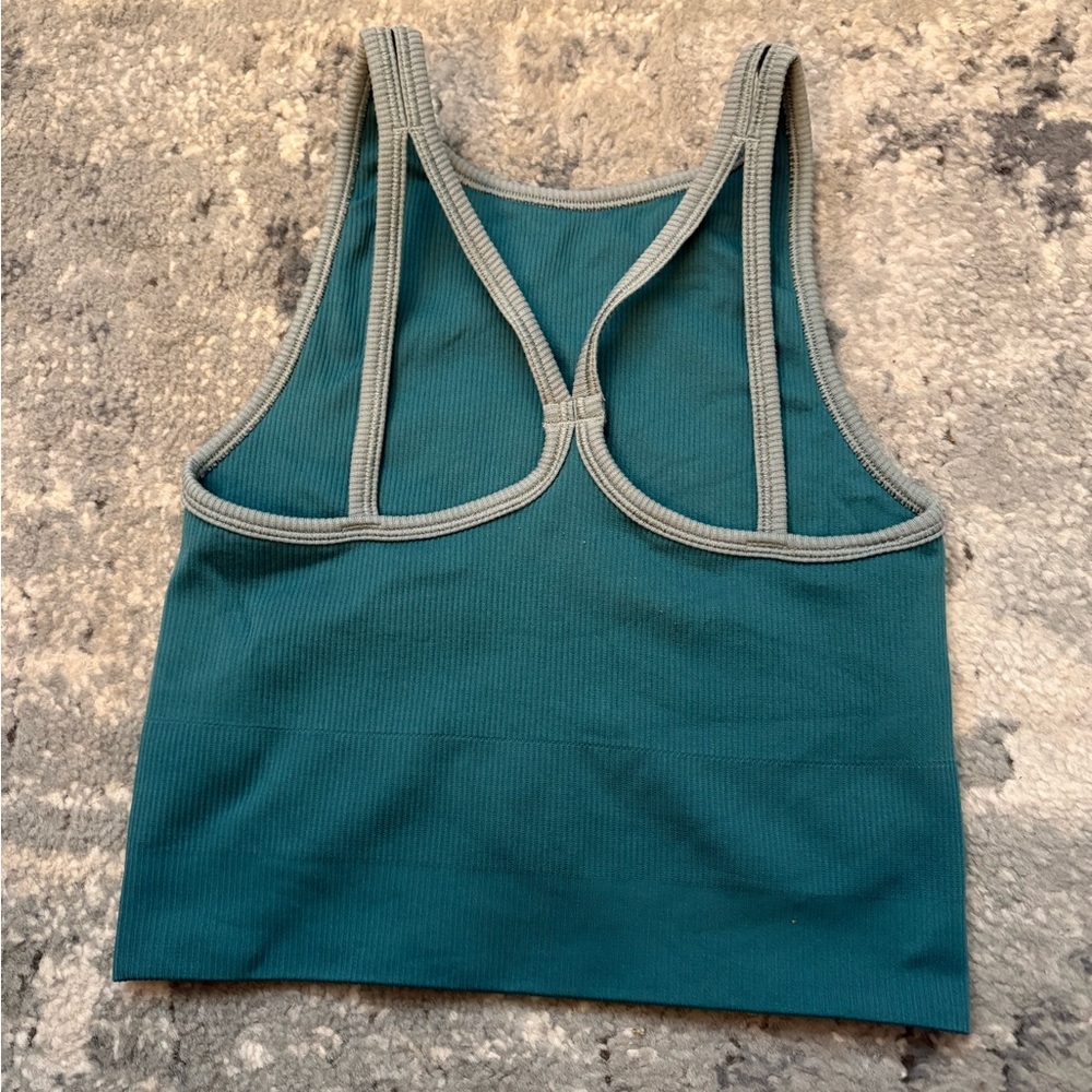 Athleta Aurora High Neck Seemless Crop Top Camisole, SZ XXS - Picture 3 of 4